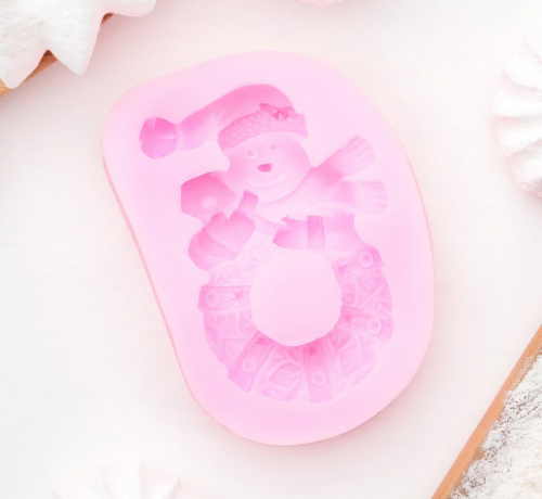 Молд "Снеговик с венком" 7х5см